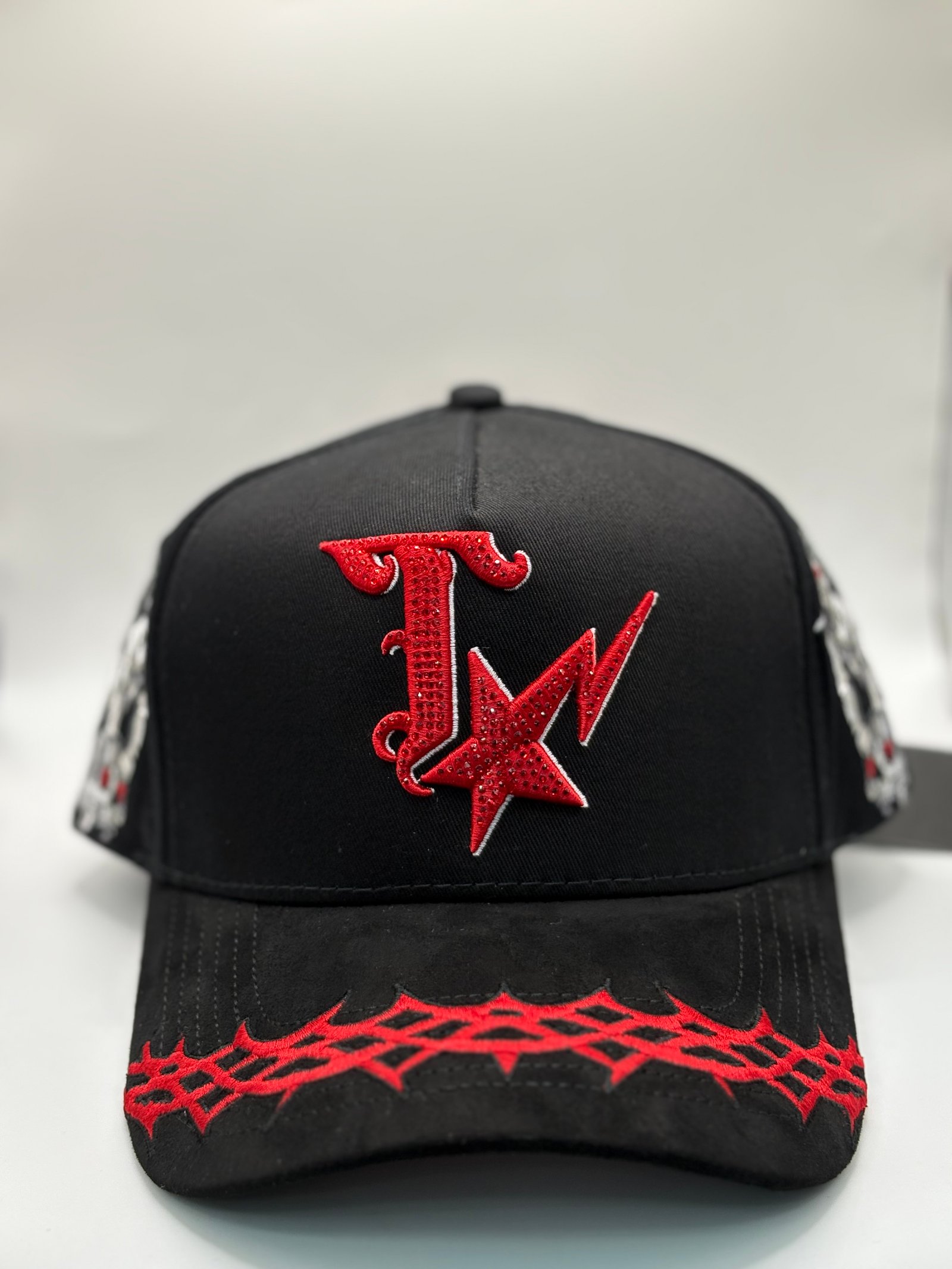 Rebel x Tapia “Tumbados”