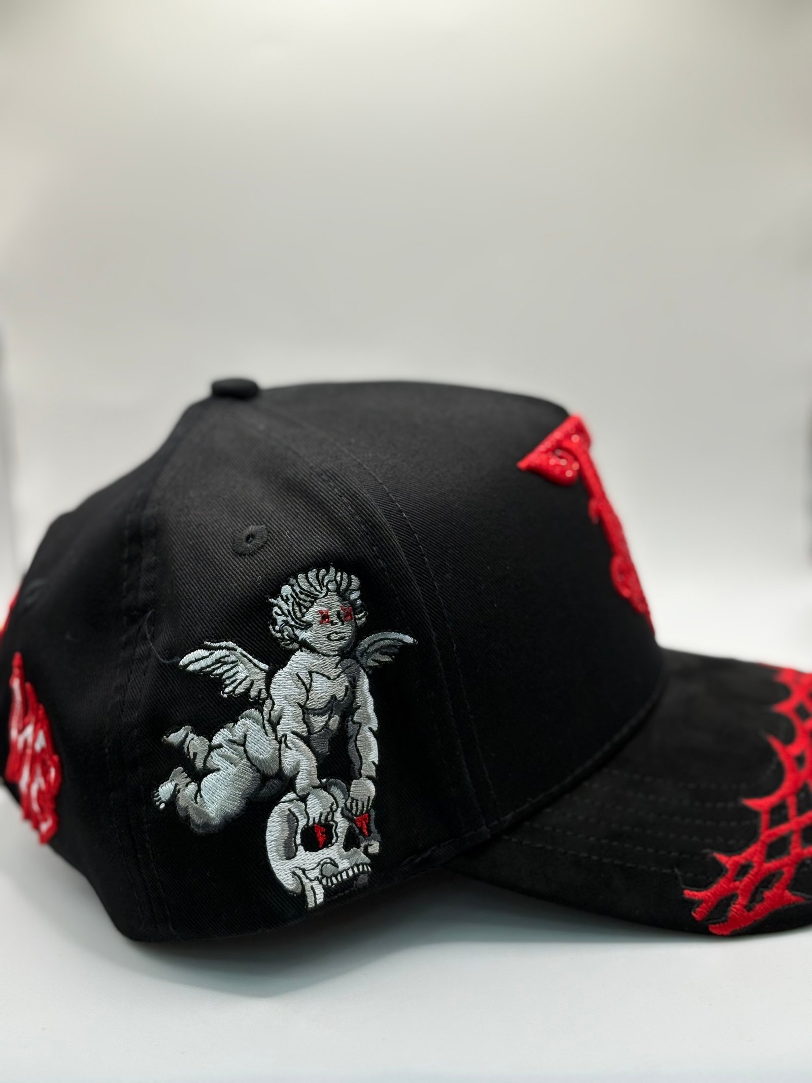 Rebel x Tapia “Tumbados” - foto 2